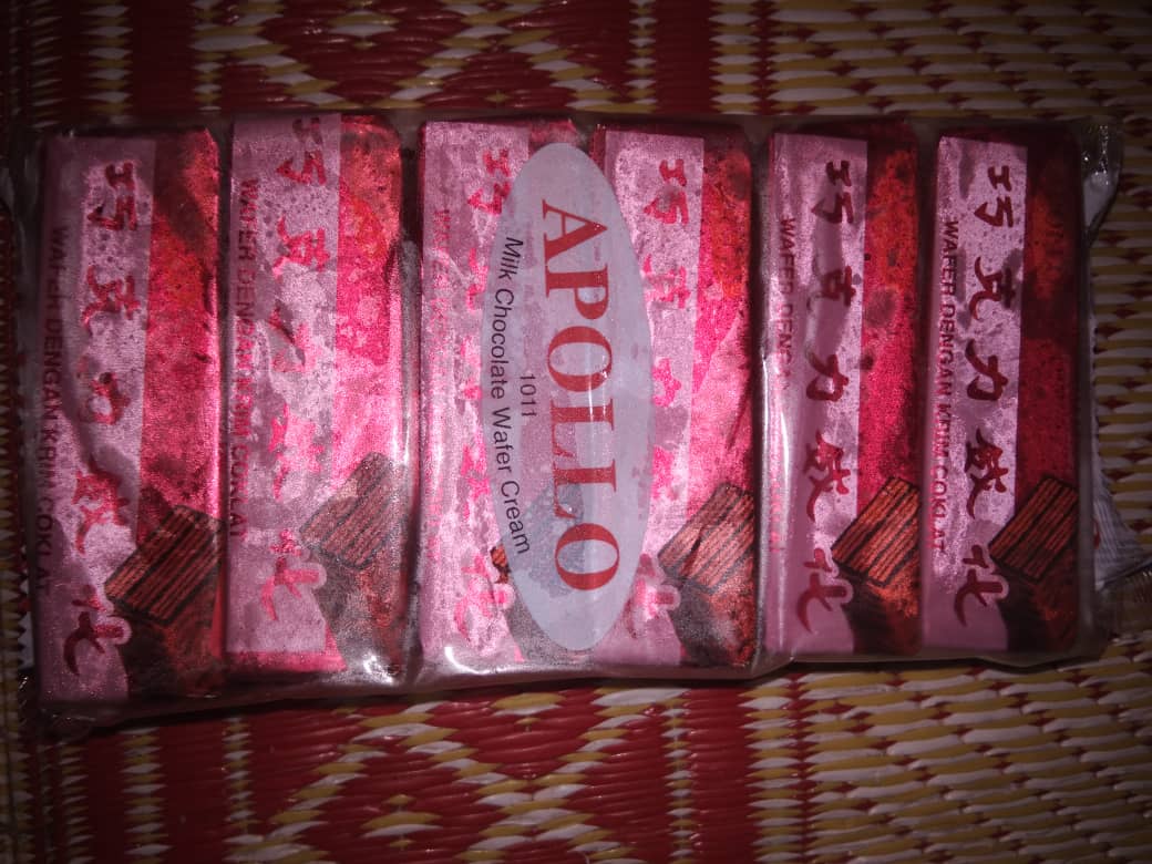 Apollo Susu Coklat Wafer Krim 12pcs (set) Apollo Susu Coklat Wafer Krim 12pcs (set)
